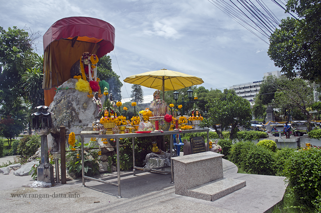 Pig Memorial, Bangkok