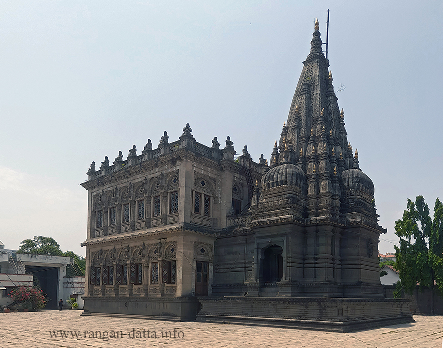 Shinde Chhatri at Wanawadi in Pune