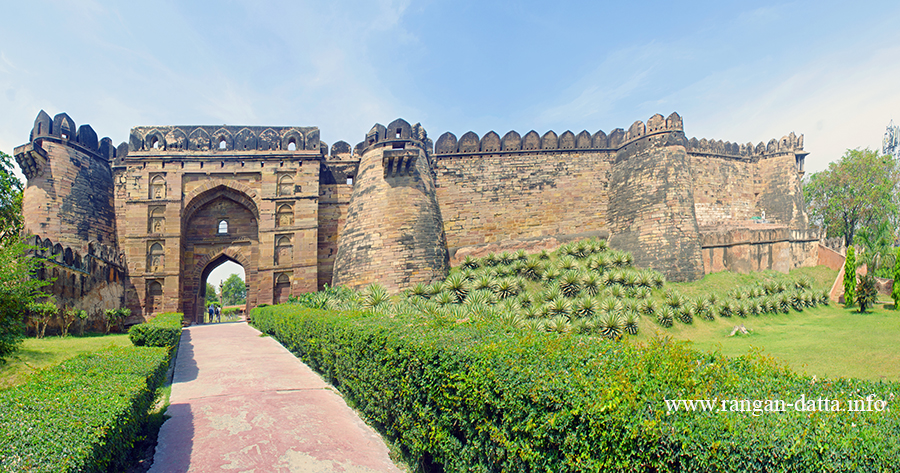 Inner gate and rampants of Shahi Qila (Jaunpur Fort), Jaunpur